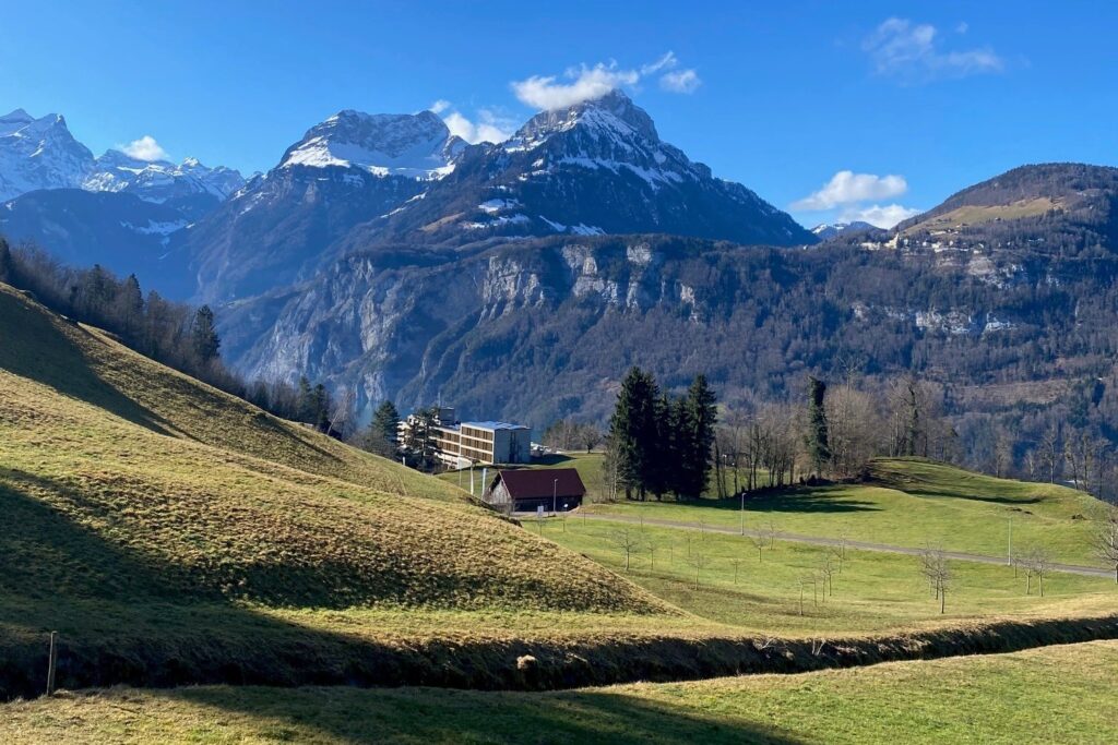 Berglandschaft rund um Morschach beim Auszeit Retreat von Sonja Blattner